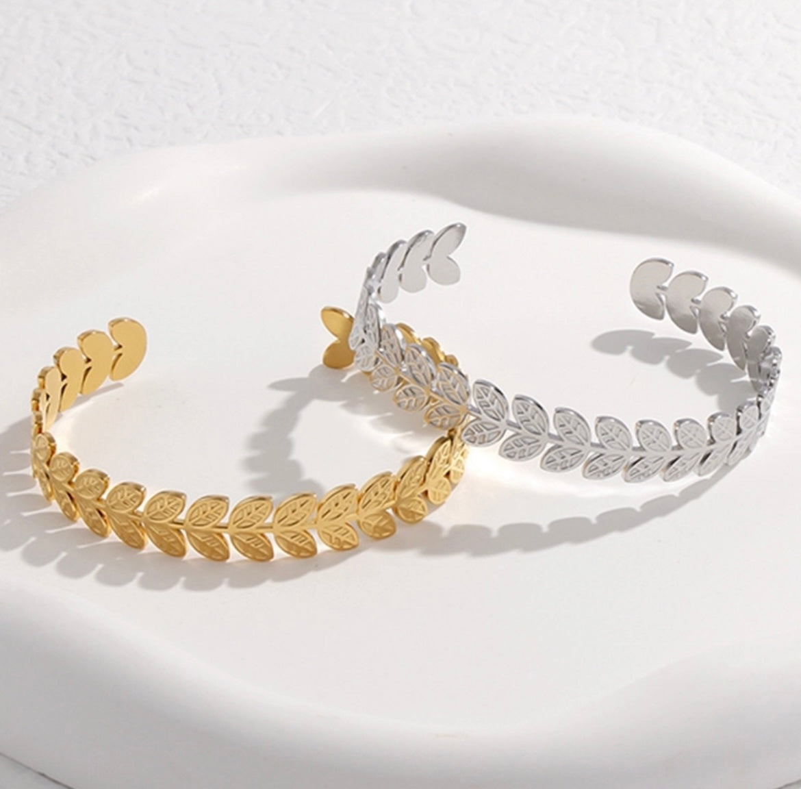 Leaf me Bracelet gold