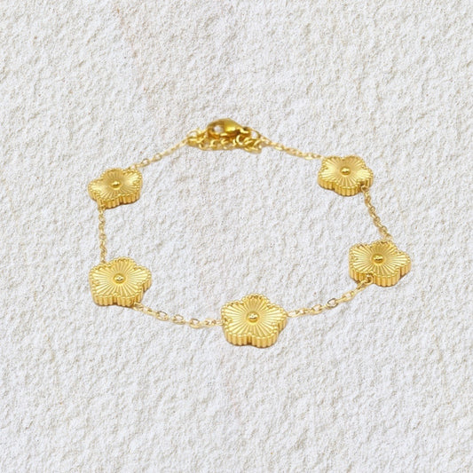 Flowerchild Bracelet gold